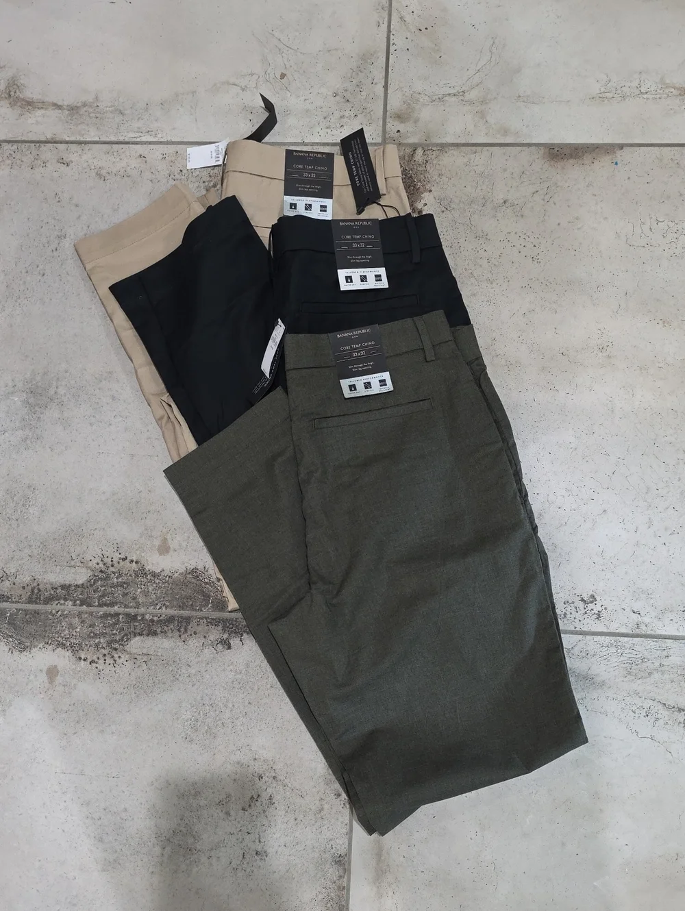 NWT 33×32 Banana Republic Men's Core Temp Chino in Olive, Black & Beige
